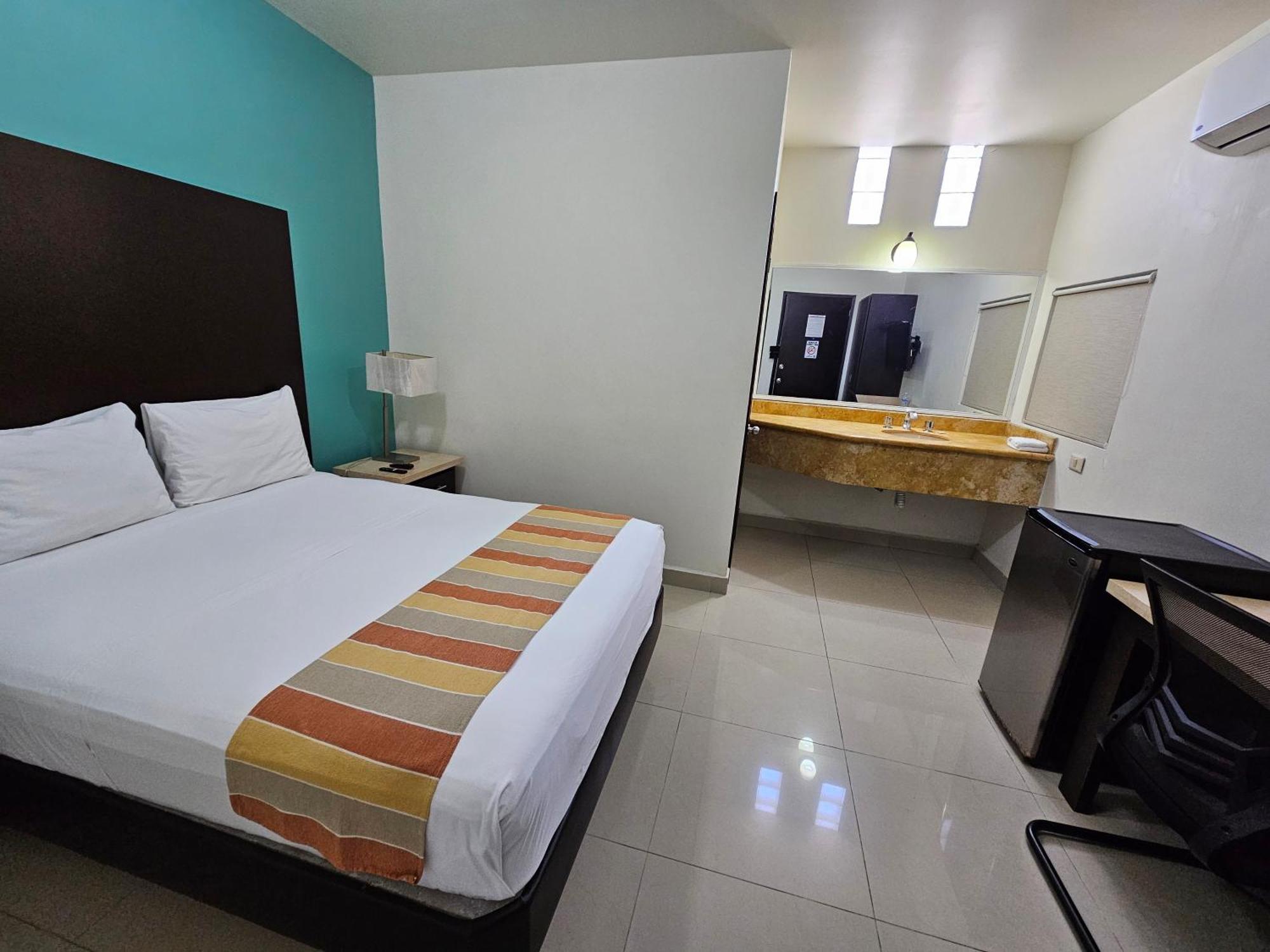 Hotel Maria Elena กาโบซานลูกัส ภายนอก รูปภาพ