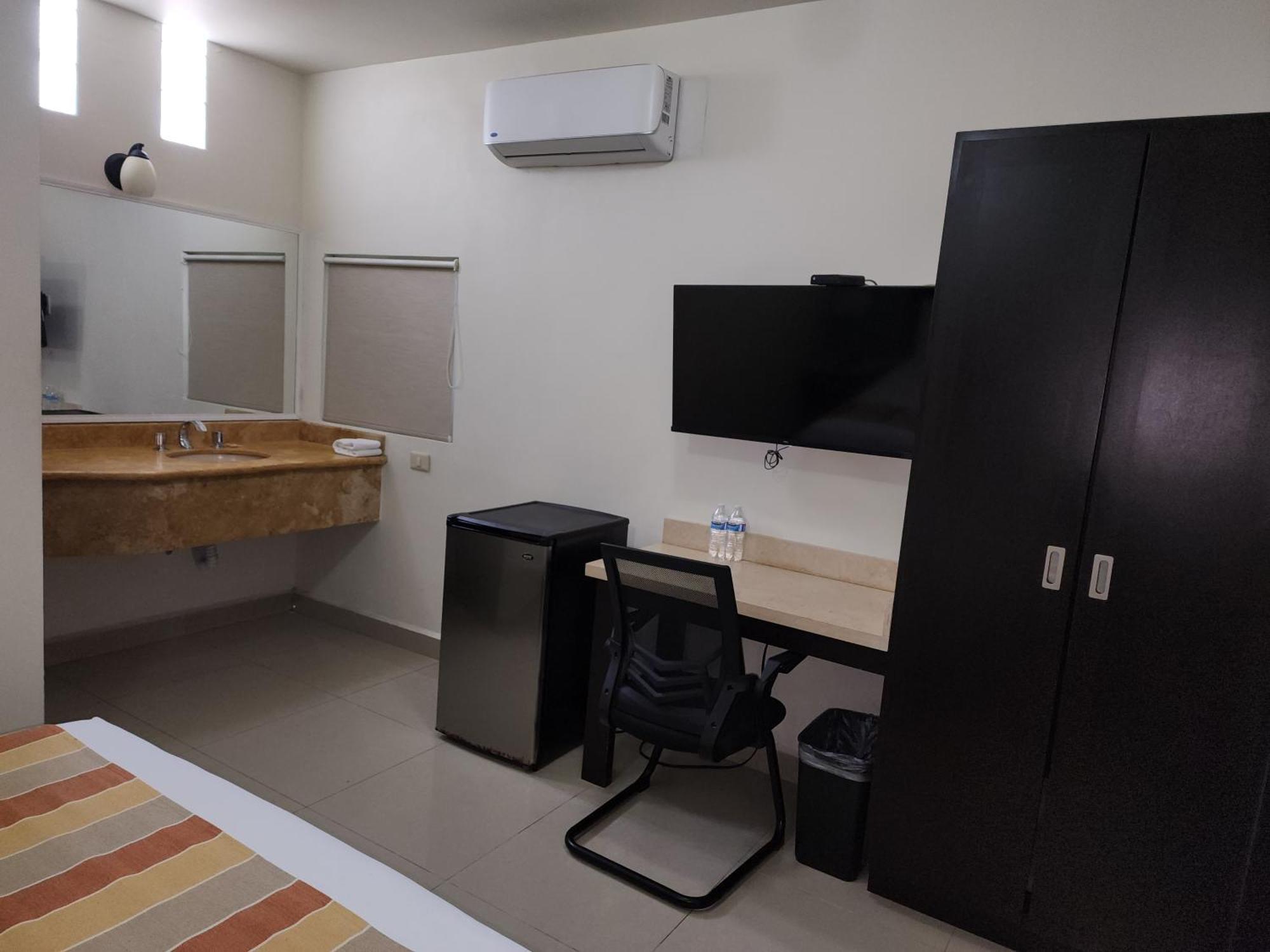 Hotel Maria Elena กาโบซานลูกัส ภายนอก รูปภาพ